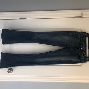 AMercian Eagle skinny kick jeans
